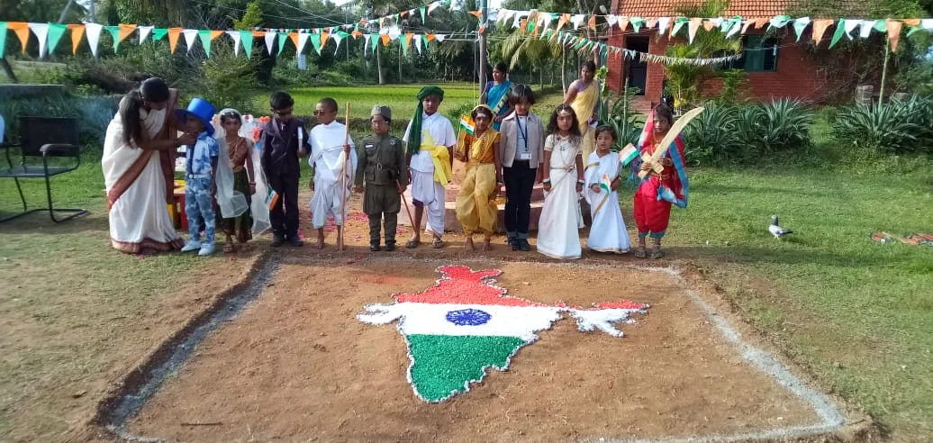 Teacher Guiding Students